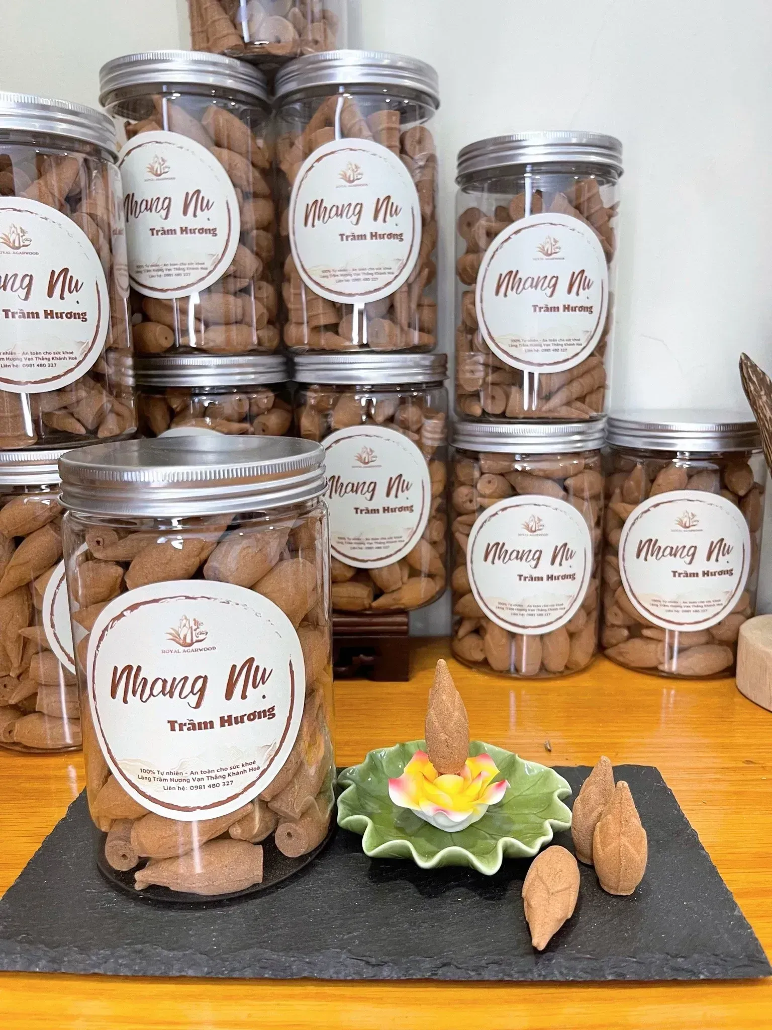 Backflow Agarwood Incense Cones – Natural Vietnamese Oud (80 Cones Box)